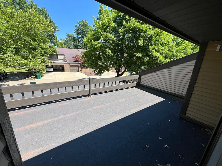 610 Dade Ln #610 — Photo 30