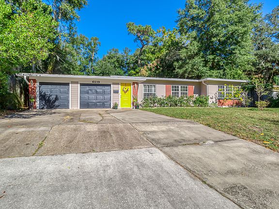 3rd image of 6219 Brooks Cir S