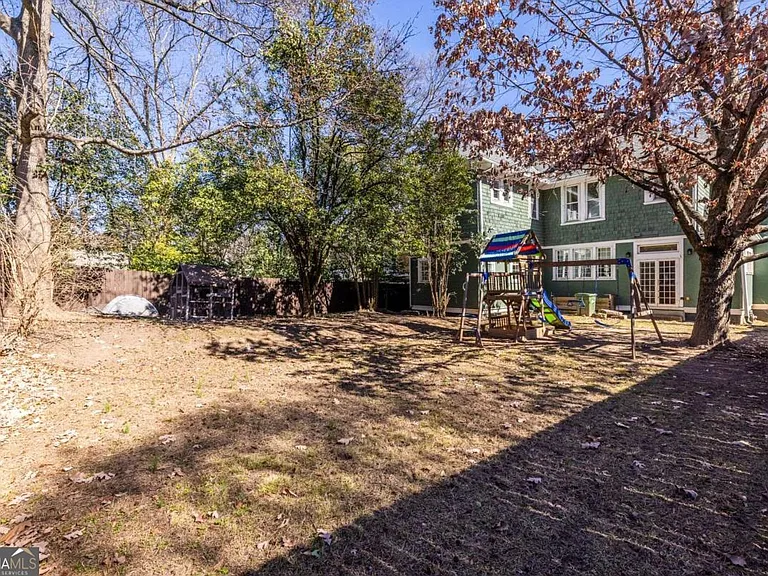 692 Myrtle St NE — Photo 77