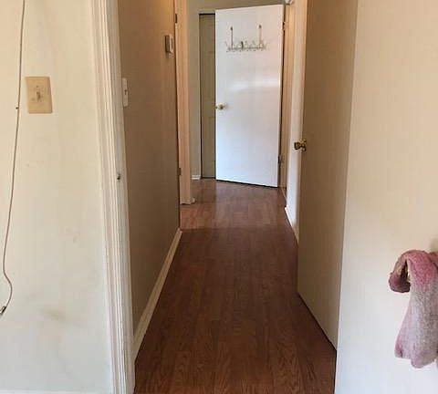 2nd image of 487 Witney Ct #487