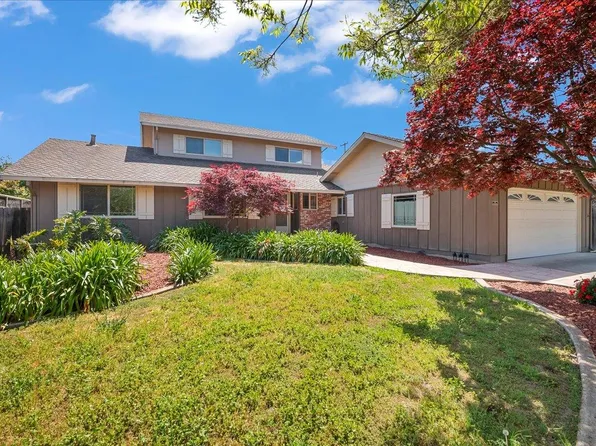 3463 Woodstock Ln, Mountain View, CA 94040