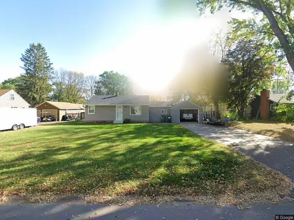 9015 Jackson Ave, Lexington, MN 55014