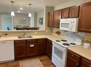 15 Warren St #2, Hawkinsville, GA 31036