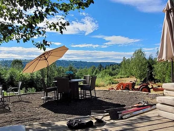 2nd image of 5515 290th Ave NE