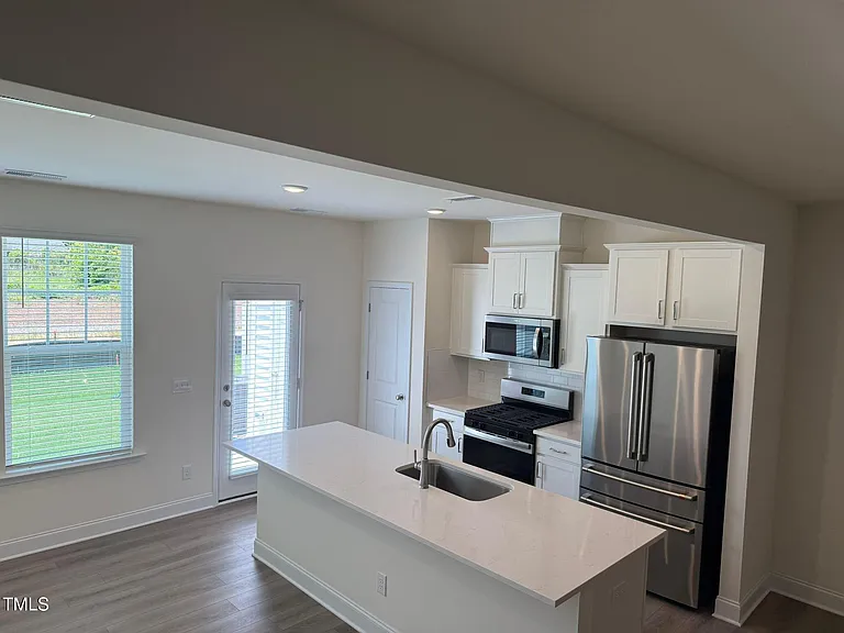 48 Hyacinth Ln — Photo 6