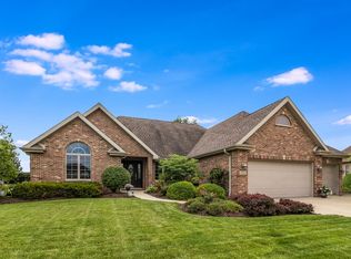 21442 S Redwood Ln, Shorewood, IL 60404