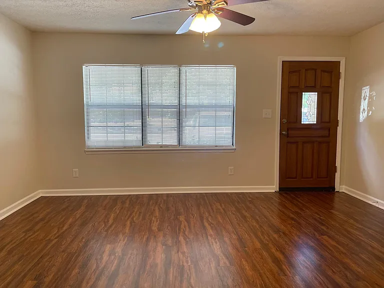53 Vocational Dr SW — Photo 2
