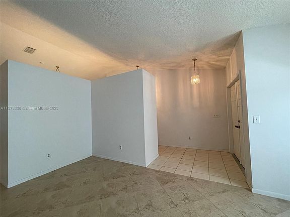 4th image of 2171 NW 76th Ave