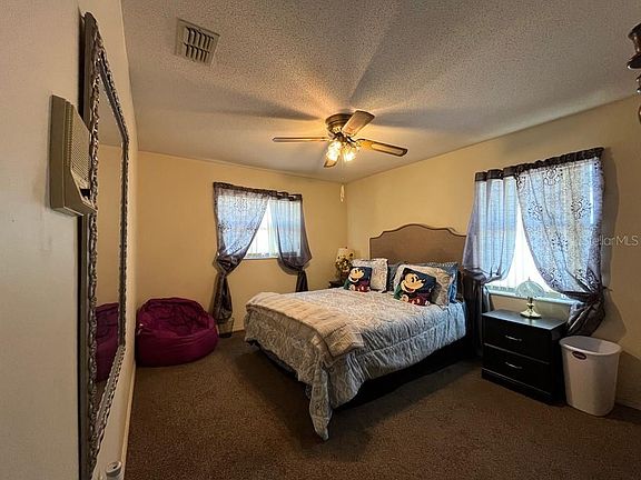 4th image of 16920 SW 39th Cir