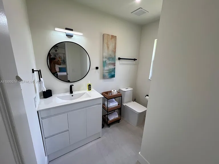 503 Jackson Ave — Photo 24
