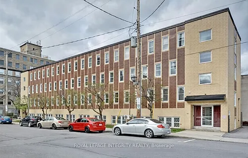 61 Parent Ave Photo 1