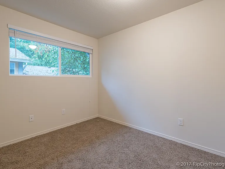 5011 SW Beaverton Hillsdale Hwy — Photo 11