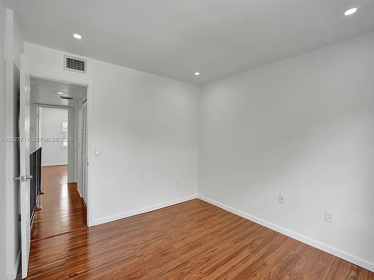 4600 SW 67th Ave #255 — Photo 32
