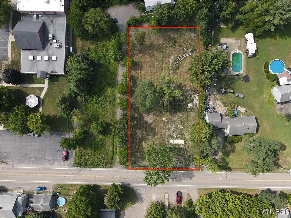 2nd image of 1993 S Creek Rd #25