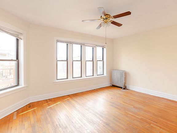 4th image of 1469 W Carmen Ave #1471-3S