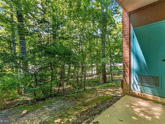 3rd image of 11823 Breton Ct APT 1A