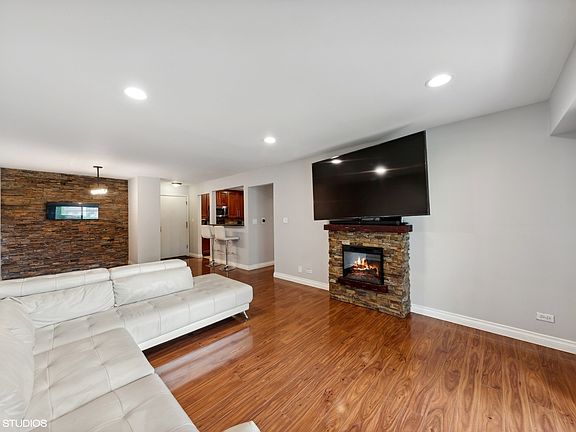 2nd image of 3350 N Carriageway Dr Unit 104