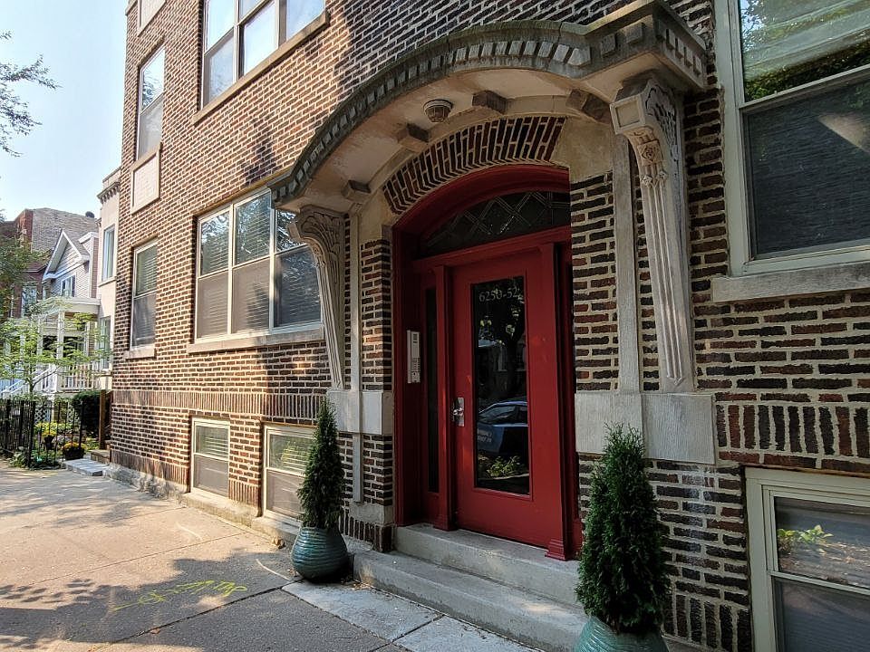 1st image of 6252 N Magnolia Ave #G