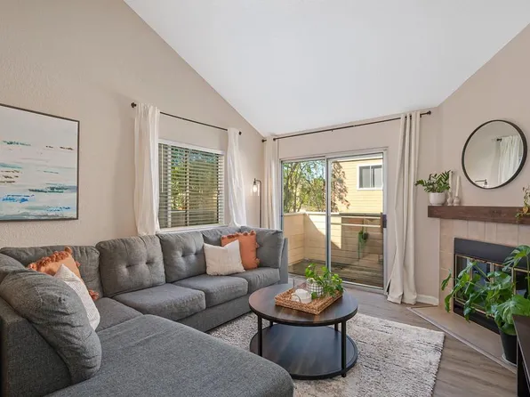 1019 Dornajo Way APT 210, Sacramento, CA 95825