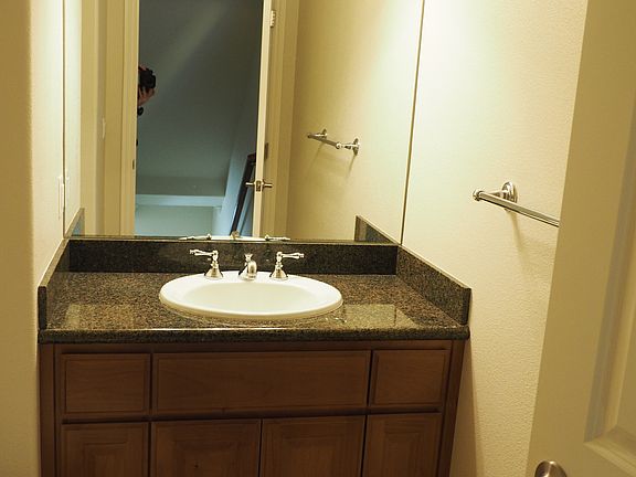 4th image of 1139 Willow Village Sq