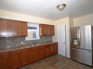 3520 N 55th St, Milwaukee, WI 53216
