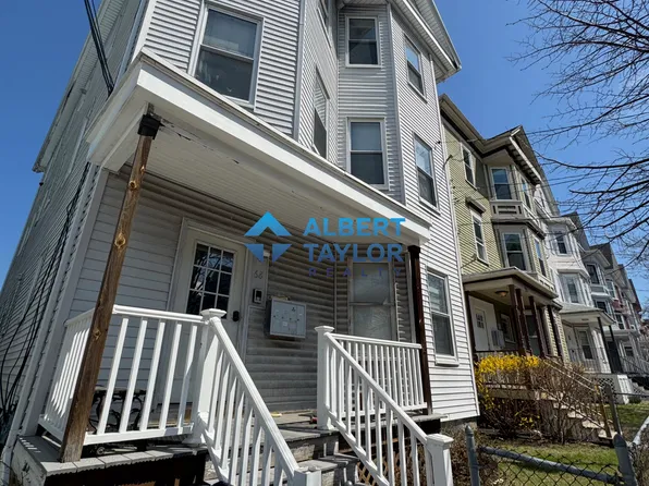 68 Calumet St, Roxbury Crossing, MA