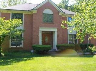 8241 Pinecove Ct, Cincinnati, OH 45249