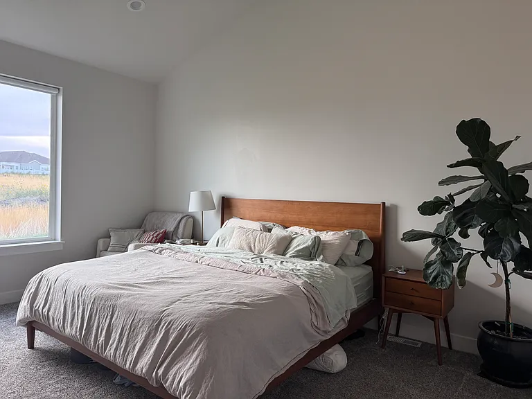 1457 N Arcadia Dr — Photo 11