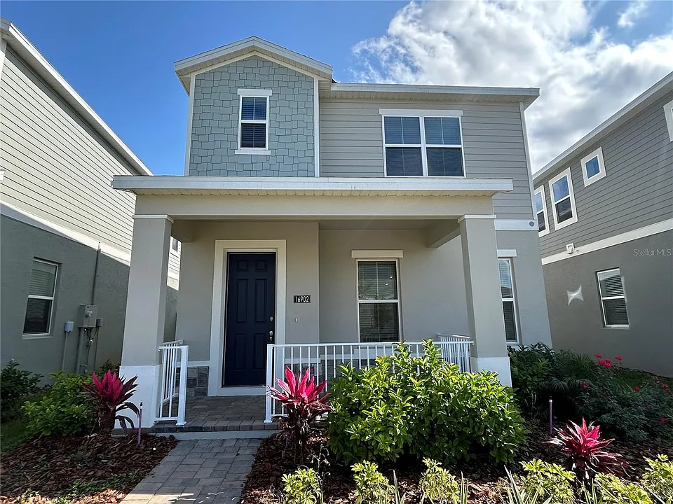 16902 Hamlin Oasis Loop