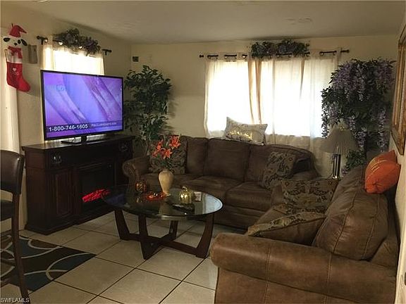 3rd image of 819 Oleander Ave