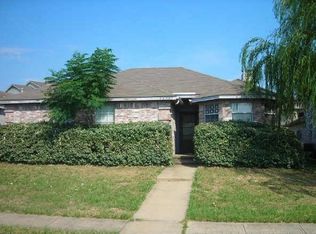 12731 Bluffview Dr, Balch Springs, TX 75180