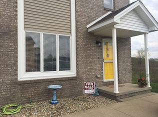 1102 Lockenvitz Ln APT 1, Bloomington, IL 61704