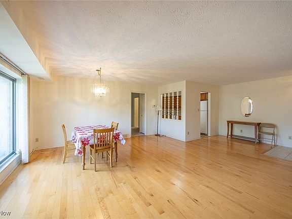 5th image of 2202 Acacia Park Dr APT 2420