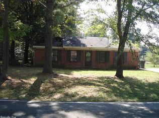 1303 Magnolia Rd, Jonesboro, AR 72405