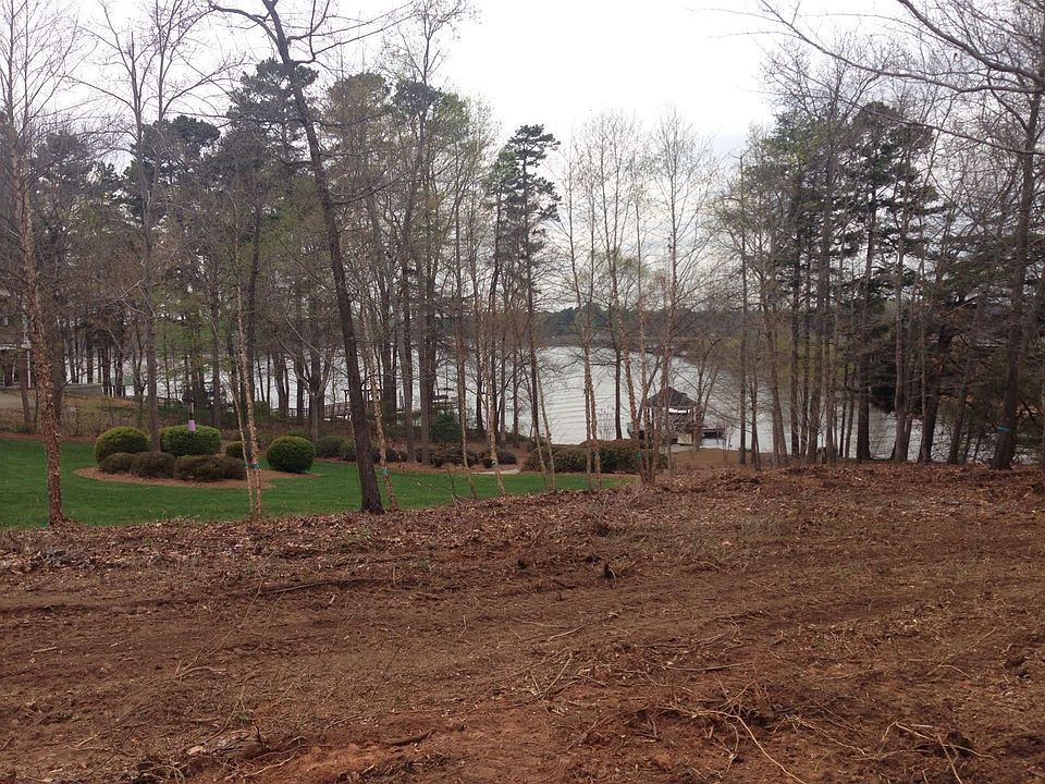 1st image of 132 Mariner Pointe Ln