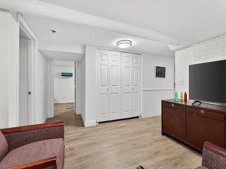 1821 6th Ave #3 — Photo 26