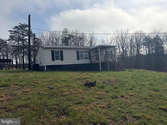 2nd image of 401 Charles Way