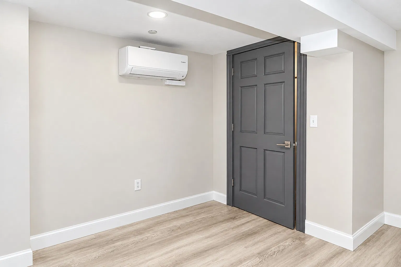 1 bed, 750 sqft, $1,900 — Photo 4