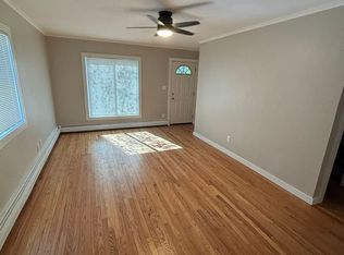 3070 N 61st St, Milwaukee, WI 53210