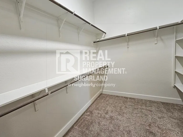 1414 Emma Lake Dr — Photo 57
