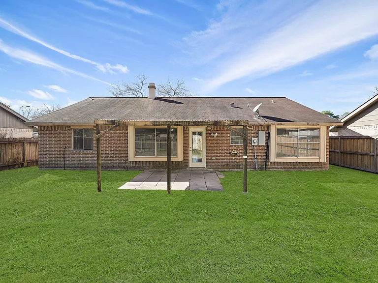 15226 Flamingo Park — Photo 16