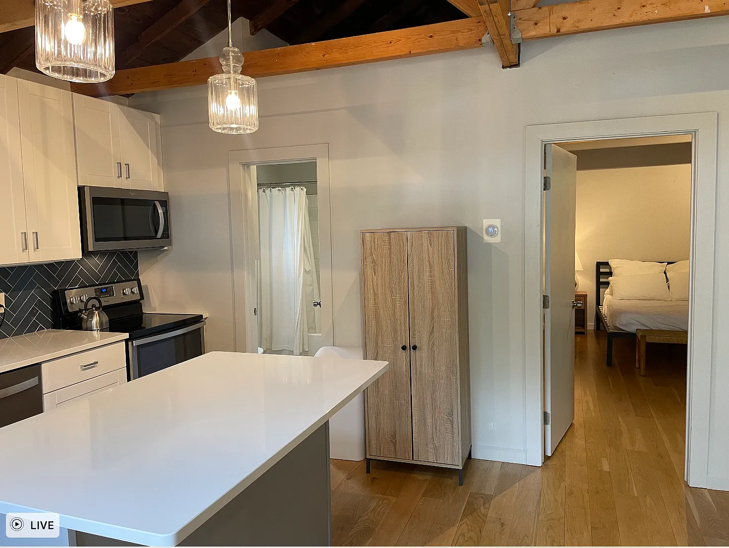 4216 Clairmont Ave — Photo 3