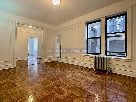 4th image of 540 Fort Washington Ave APT 4A