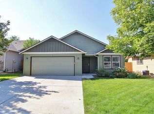7225 W Devonwood Dr, Boise, ID 83714