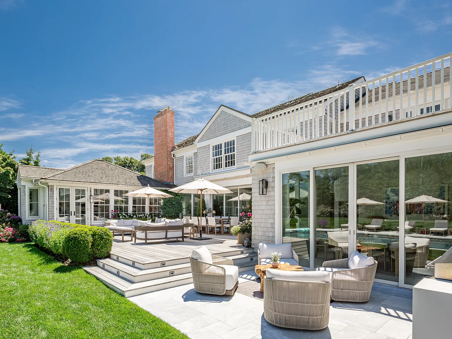 The Quintessential Bridgehampton Retreat — Photo 3