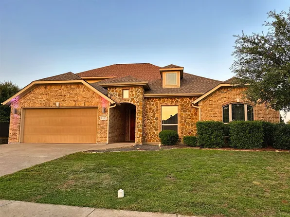 100 Briarstone Dr, Alvarado, TX 76009