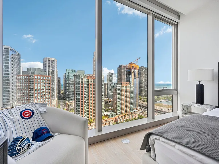 363 E Wacker Dr #2204 — Photo 14