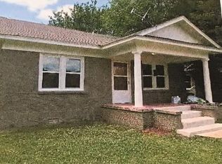 1818 N Market Ave, Shawnee, OK 74804