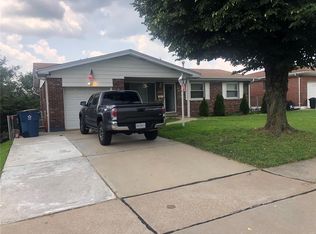 4626 Weber Rd, Saint Louis, MO 63123