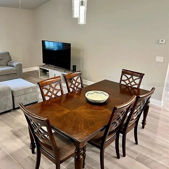 696 Marion Oaks Trl — Photo 32